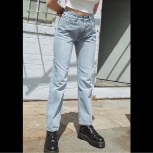 Brandy Melville High Wasted Light Wash Jeans